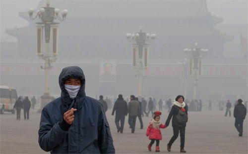 Trung Quốc: Cảnh báo đỏ ô nhiễm không khí ở Bắc Kinh
