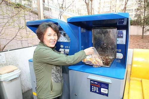 Hàn Quốc: Hệ thống xử lý thức ăn thừa thông minh