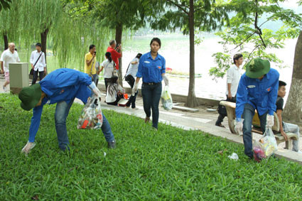 Hà Nội: triển khai nhiệm vụ, giải pháp cấp bách về bảo vệ môi trường
