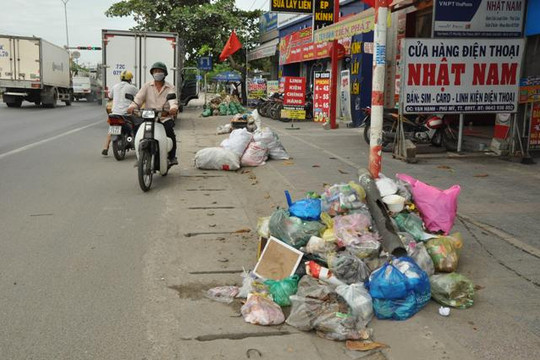 Thị trấn Phú Mỹ (Bà Rịa – Vũng Tàu): Rác ứ đọng gây ô nhiễm môi trường