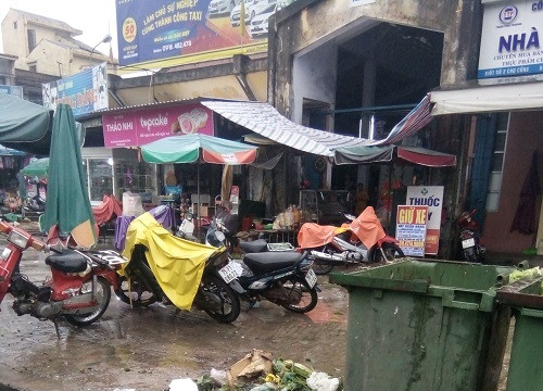 Thừa Thiên -Huế: Nông thôn ùn ứ rác thải do thiếu xe vận chuyển