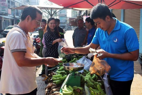 3 ngày, ‘giải cứu’ 20 tấn chuối cho nông dân Đồng Nai