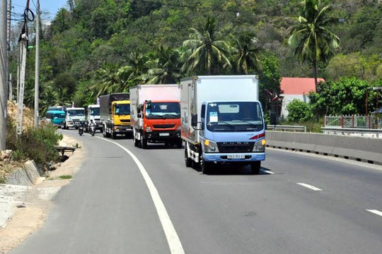 Xe tải tiêu chuẩn khí thải thấp vẫn vô tư “vượt biên” vào nội địa