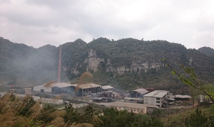 Lạng Sơn: Người dân “ngột ngạt” bởi khói bụi nhà máy luyện chì
