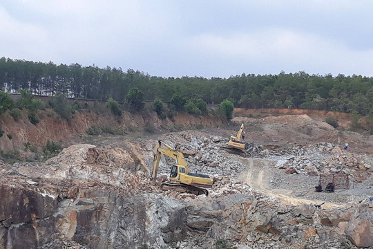 Vĩnh Phúc: Tiếp tục siết chặt quản lý khai thác đất đai, khoáng sản