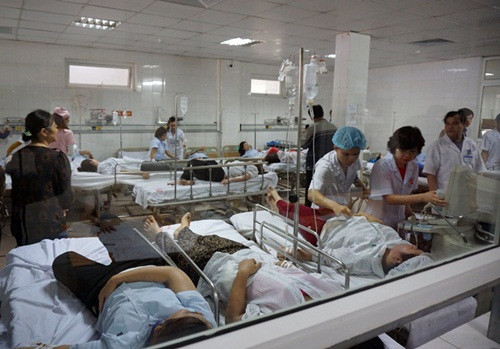Nghệ An: Hơn 40 công nhân nhập viện nghi ngộ độc thực phẩm