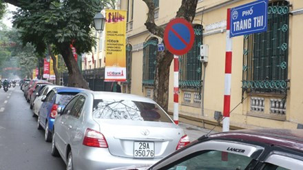 Hà Nội: Đề xuất bố trí điểm trông giữ ô tô tại 87 tuyến phố