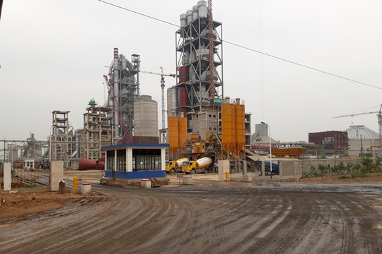 Thanh Hóa: Hàng chục hộ dân bị “tra tấn”vì nhà máy xi măng Long Sơn gây ô nhiễm