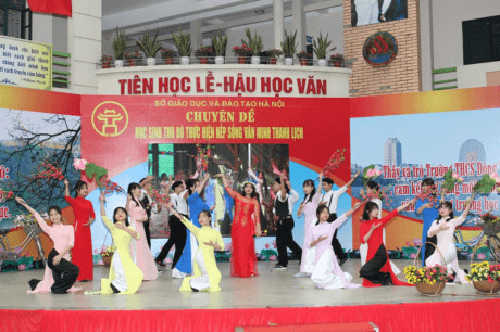 Hà Nội: Tổ chức chuyên đề “Học sinh Thủ đô thực hiện nếp sống văn minh thanh lịch”