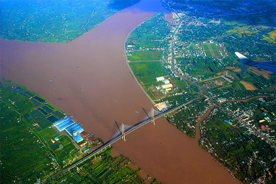 Mối nguy ô nhiễm đe dọa sông Cửu Long