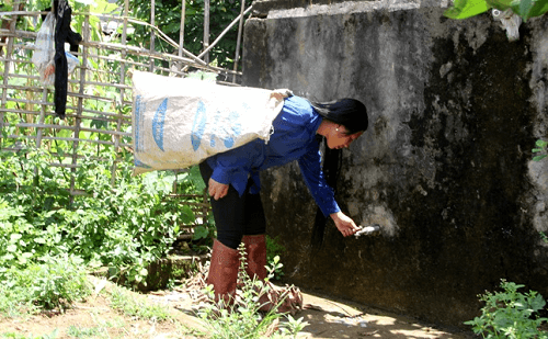 Người dân tái định cư Than Uyên, Lai Châu khát nước sinh hoạt