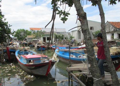Bình Định: Hàng chục người ung thư vì ô nhiễm môi trường ở bến tàu