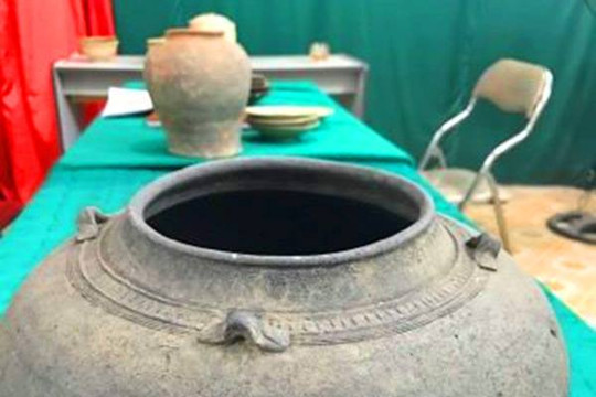 Hà Tĩnh: Phát hiện nhiều hiện vật cổ quý hiếm thời Trần – Lê