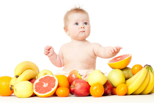 Chế độ dinh dưỡng giúp trẻ tăng sức đề kháng, phòng bệnh tật trong mùa hè