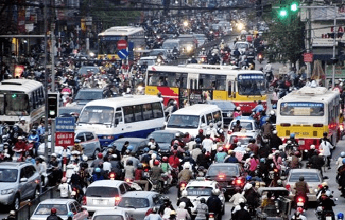 Hạn chế xe máy tại các đô thị lớn – Giải pháp quy hoạch và quản lý nào cho bài toán giao thông đô thị