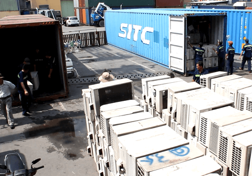 Phát hiện lô hàng “khủng” điện lạnh nhập lậu qua cảng Sài Gòn