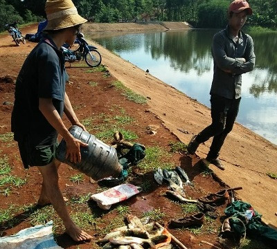 Đắk Lắk: Cá chết bất thường nổi trắng hồ Ea Trum
