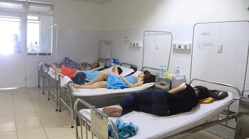 Đà Lạt: Du khách tham quan nhập viện nghi do ngộ độc thực phẩm