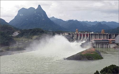Thủy điện Tuyên Quang tiếp tục mở thêm 2 cửa xả đáy