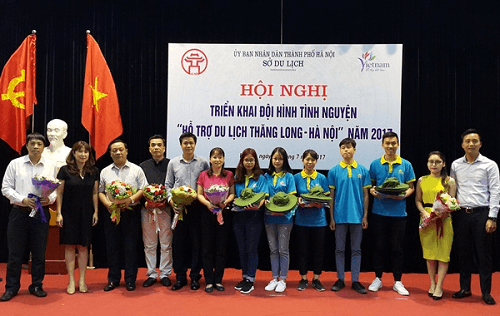 Ra mắt đội tình nguyện “Hỗ trợ du lịch Thăng Long – Hà Nội”