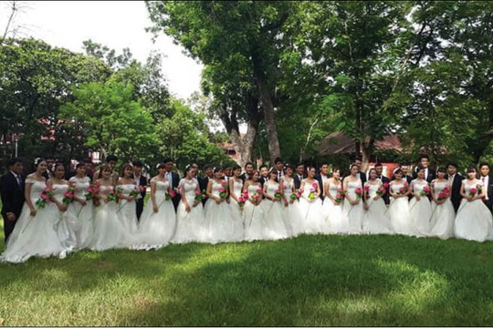 Thừa Thiên – Huế: Lần đầu tiên tổ chức đám cưới tập thể cho công nhân