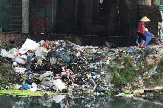 Hưng Yên: Nhức nhối tình trạng ô nhiễm sông Cầu Lường