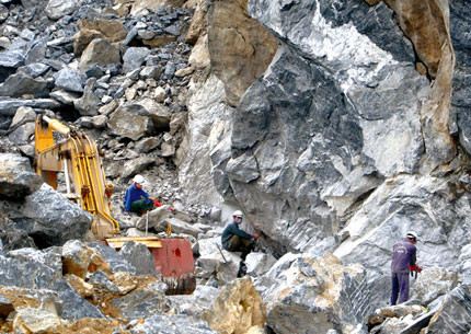 Hòa Bình: Thực trạng quản lý hoạt động thăm dò, cấp phép khai thác mỏ khoáng sản