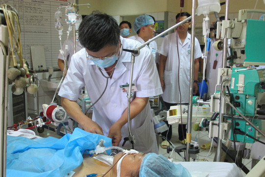 Vụ 8 người tử vong khi chạy thận ở Hòa Bình: Cách chức Giám đốc bệnh viện