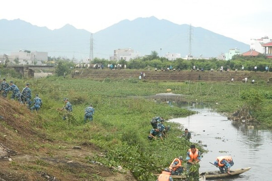 Đà Nẵng: Ra quân nạo vét khơi thông cống rãnh, mương thoát nước