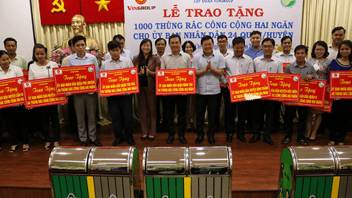 TP.Hồ Chí Minh: Trao tặng 1.000 thùng rác cộng đồng