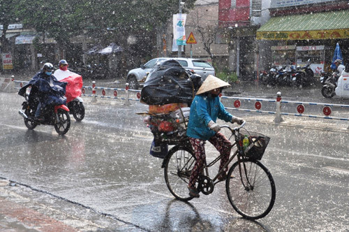 Dự báo thời tiết ngày 20/8: Từ Thanh Hóa đến Thừa Thiên Huế có mưa rào và dông dải rác