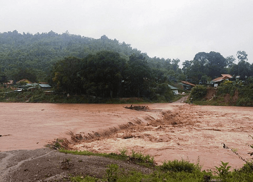 Khu vực miền núi phía Bắc đề phòng sạt lở đất, cảnh báo lũ trên sông Thao, sông Lô