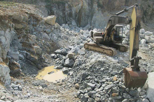 Hà Tĩnh: Hàng loạt các mỏ đá bị đóng cửa