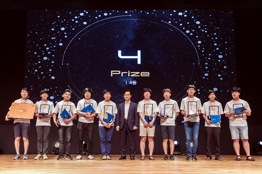 4 sinh viên Việt Nam đoạt giải thưởng tại cuộc thi lập trình quốc tế Samsung
