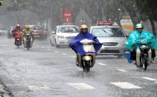 Dự báo thời tiết ngày 26/8: Hà Nội có mưa vừa, mưa to và rải rác có dông