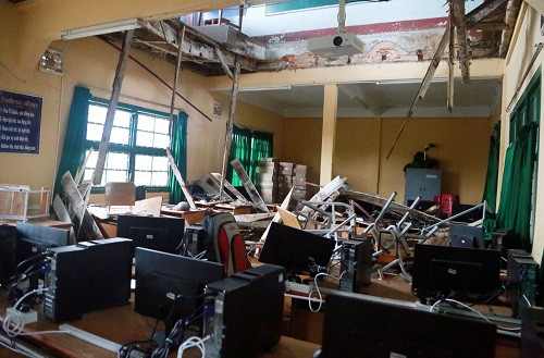 Đà Lạt: Sập sàn lớp học, 10 học sinh bị thương