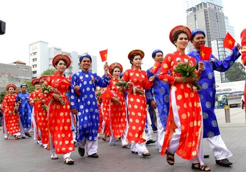 TP.Hồ Chí Minh: 100 cặp đôi vui nên duyên ngày Tết Độc lập