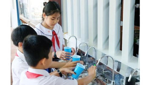 Bến Tre: Đưa vào sử dụng hệ thống lọc nước sinh hoạt và nước uống trong trường học
