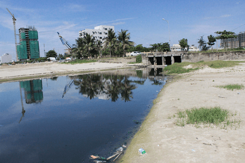 Đà Nẵng: Tập trung các giải pháp xử lý ô nhiễm tại cửa xả ven biển