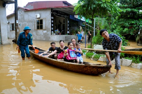 TP.Yên Bái ngập do mưa lớn