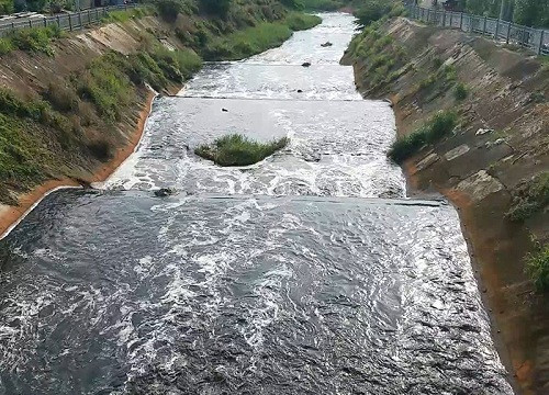 TP.Hồ Chí Minh: Ô nhiễm kênh Ba Bò là do nước thải khu công nghiệp