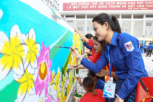 550 thanh niên Việt Nam – Lào vẽ tranh khắc ghi tình hữu nghị