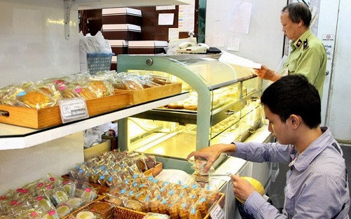 TP.Hồ Chí Minh: Phát hiện cơ sở sản xuất bánh Trung thu không đảm bảo vệ sinh