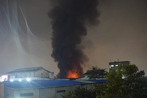 TP.Hồ Chí Minh: Cháy lớn tại Công ty may Thành Công