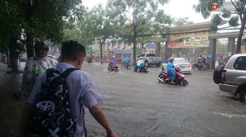Nghệ An: Hơn 700.000 học sinh đã trở lại trường học sau bão số 10