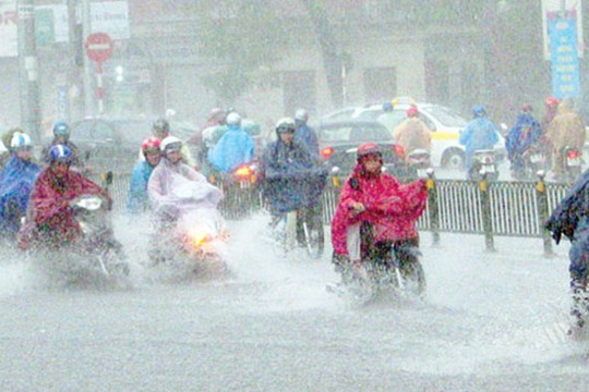 Dự báo thời tiết ngày 23/9: Nam Bộ có mưa to, đề phòng tố, lốc và gió giật mạnh