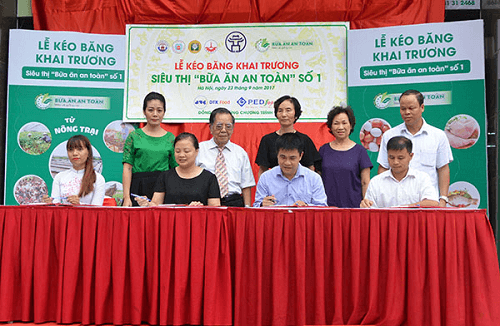 Hà Nội: Khai trương siêu thị “Bữa ăn an toàn”