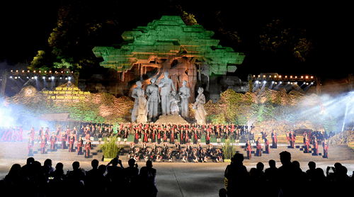 Ấn tượng lễ khai mạc Ngày hội Văn hóa dân tộc Dao toàn quốc và Lễ hội Thành Tuyên