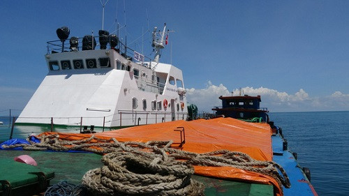 Kiên Giang: Bắt giữ 50 tấn phân urê không rõ nguồn gốc trên biển