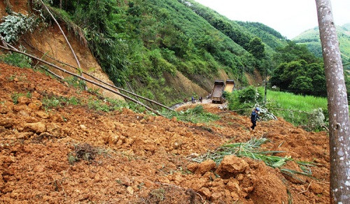 Các tỉnh vùng núi phía Bắc, Nghệ An, Hà Tĩnh đề phòng lũ quét và sạt lở đất